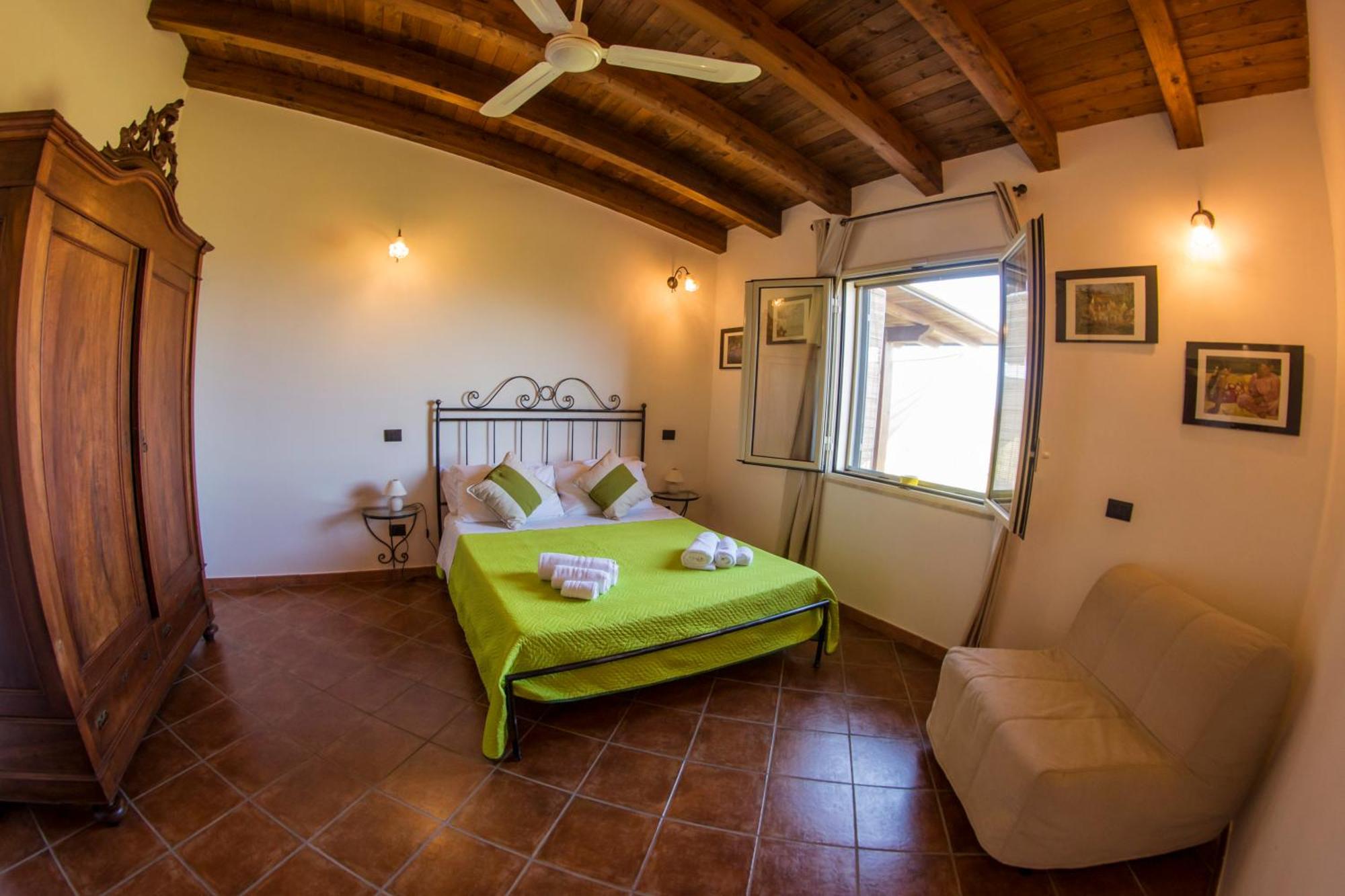 Villa Con Piscina Casale Di Gio Nel Golfo Di Castellammare 파르티니코 외부 사진