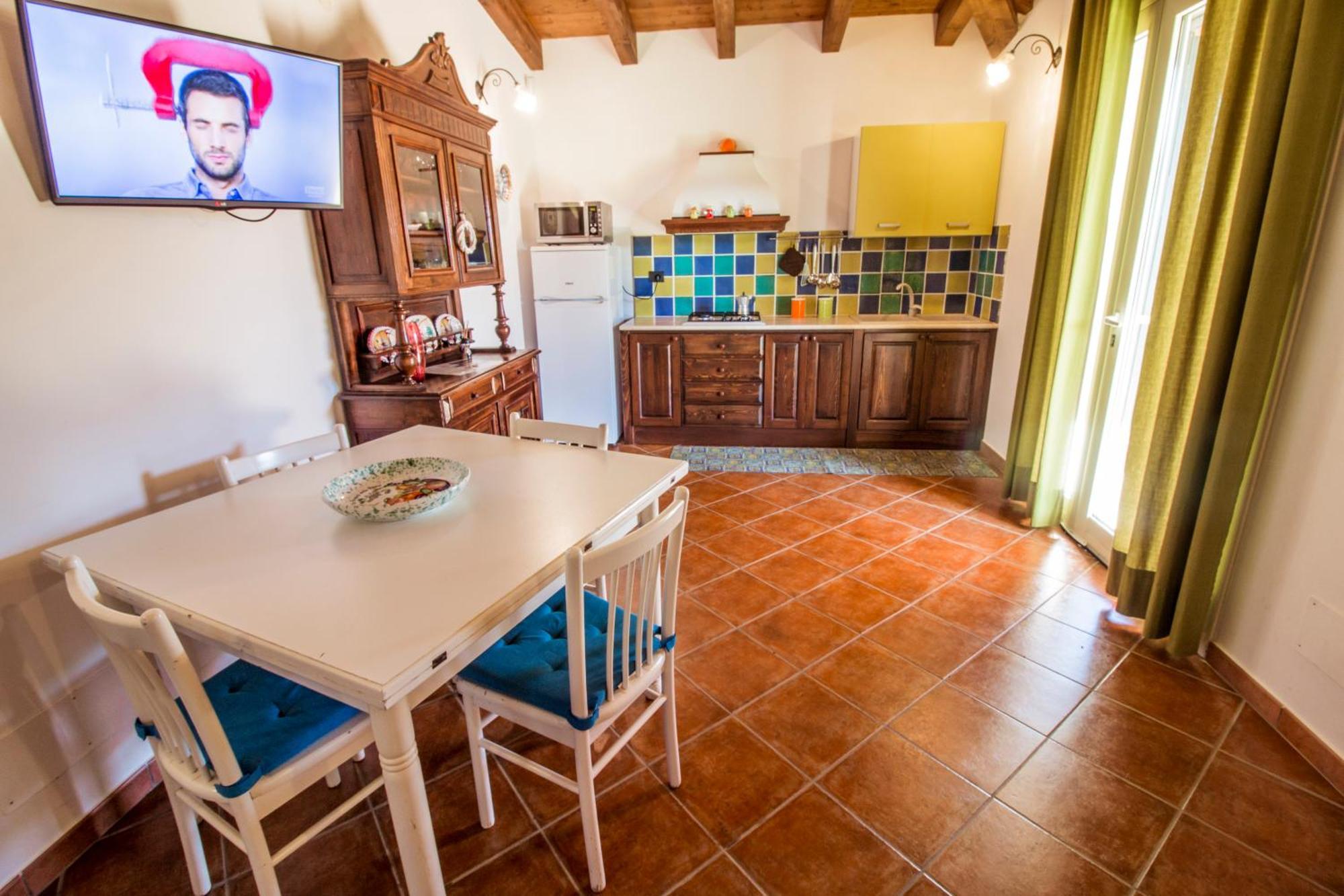 Villa Con Piscina Casale Di Gio Nel Golfo Di Castellammare 파르티니코 외부 사진