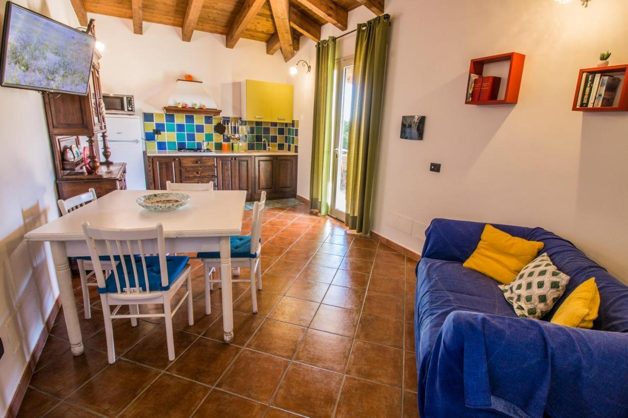 Villa Con Piscina Casale Di Gio Nel Golfo Di Castellammare 파르티니코 외부 사진